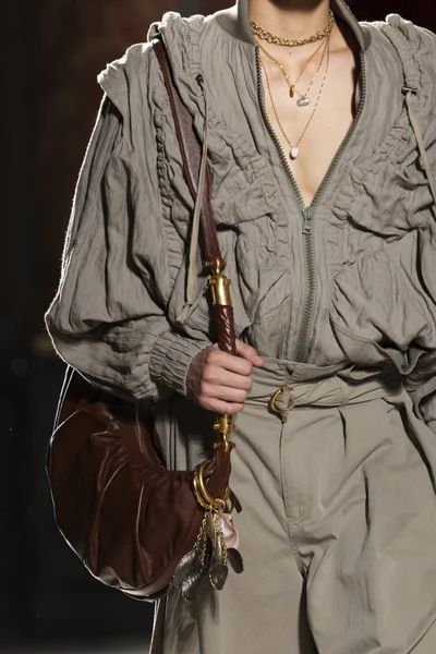 Look 20